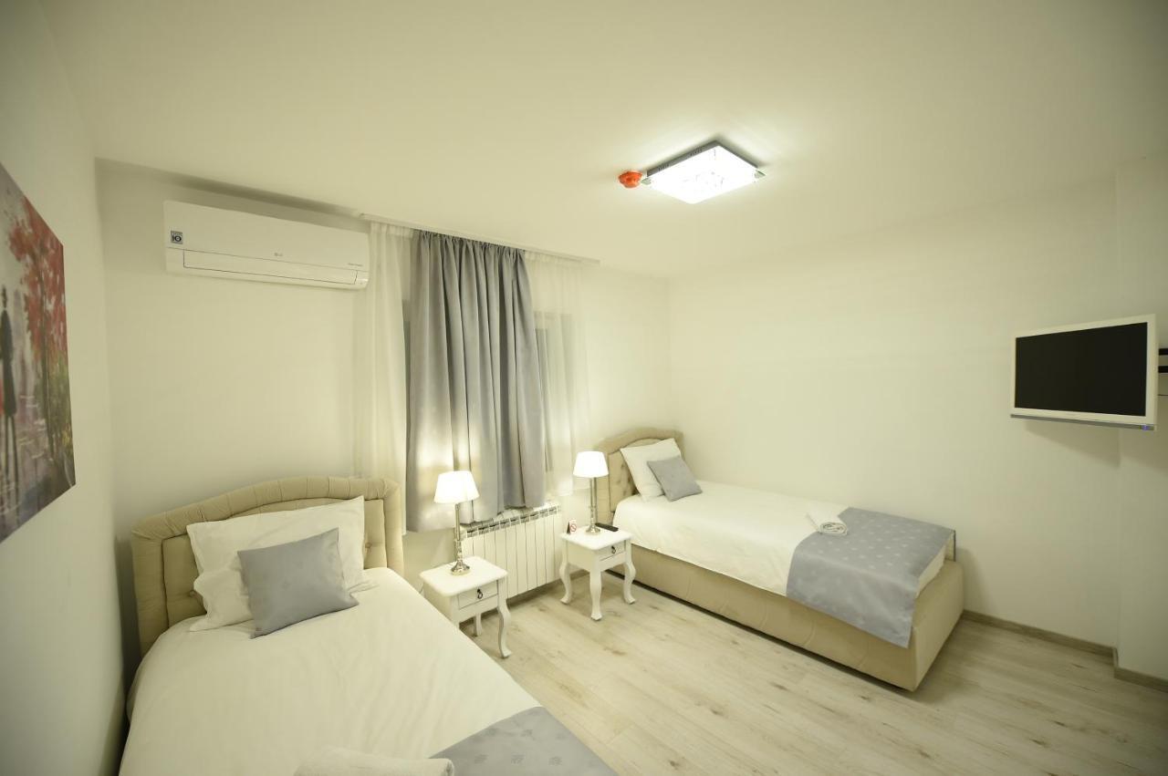 Apartmani Grand Hertz Belgrade Exterior photo